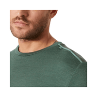 Helly Hansen Helly Hansen Men's LIFA® Merino Midweight Crew Base Layer Helly Hansen Men's LIFA® Merino Midweight Crew Base Layer - Ottawa