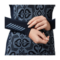 Helly Hansen Helly Hansen Women’s LIFA® Merino Midweight Graphic Long-Sleeve Crew Base Layer Helly Hansen Women’s LIFA® Merino Midweight Graphic Long-Sleeve Crew
