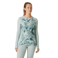 Helly Hansen Helly Hansen Women’s LIFA® Merino Midweight Graphic Long-Sleeve Crew Base Layer Helly Hansen Women’s LIFA® Merino Midweight Graphic Long-Sleeve Crew