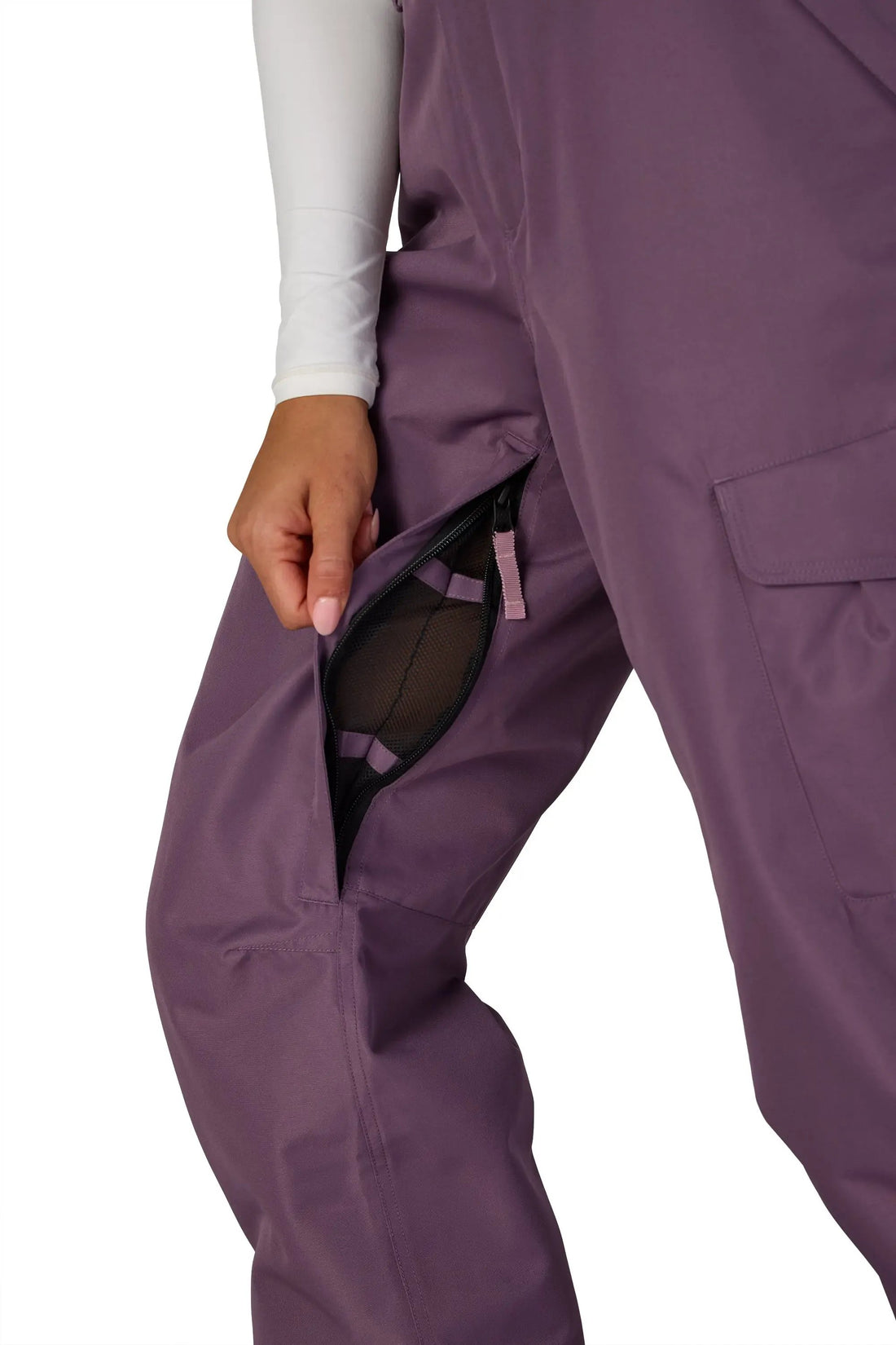 686 686 Women's Aura Insulated Cargo Pant 686 Women's Aura Insulated Cargo Pant - Ottawa Valley Air Paddle