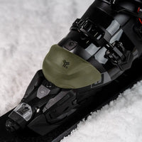 Bootcap 2.5 in Olive - on ski