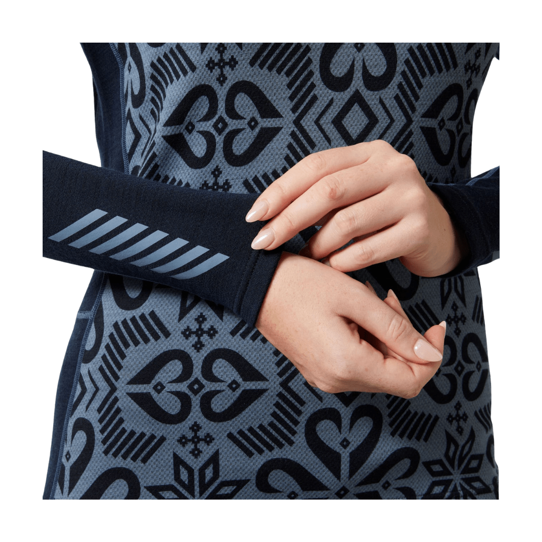 Helly Hansen Helly Hansen Women’s LIFA® Merino Midweight Graphic Long-Sleeve Crew Base Layer Helly Hansen Women’s LIFA® Merino Midweight Graphic Long-Sleeve Crew 